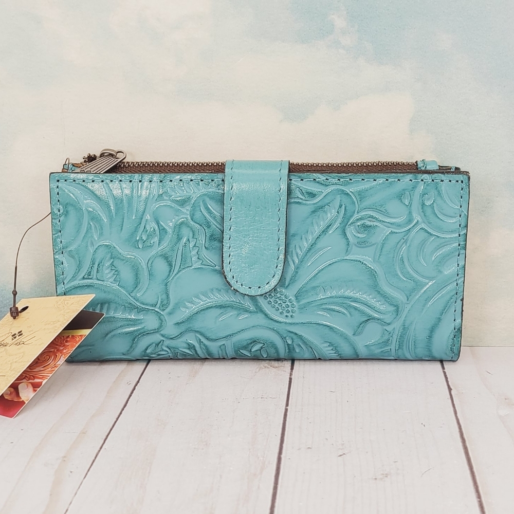Patricia Nash Nazari Wallet Blue Grass